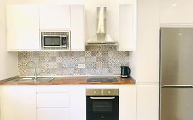 Munilla & Beach By Ele Apartments